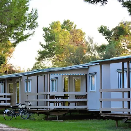 Village Capalonga 营地 比比翁