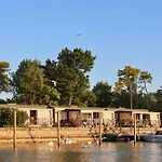 Village Capalonga 3* بيبيوني