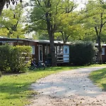 Village Capalonga 3* بيبيوني