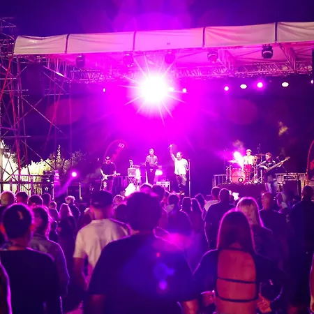 Village Capalonga 3* بيبيوني