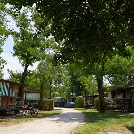 Village Capalonga