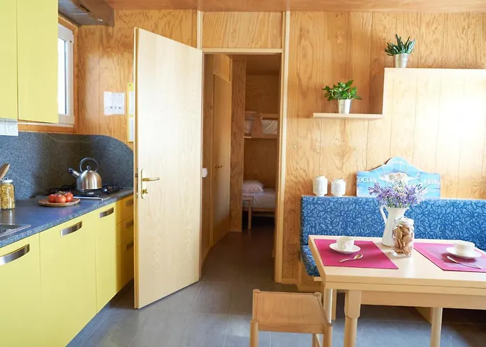 Village Capalonga 3* بيبيوني